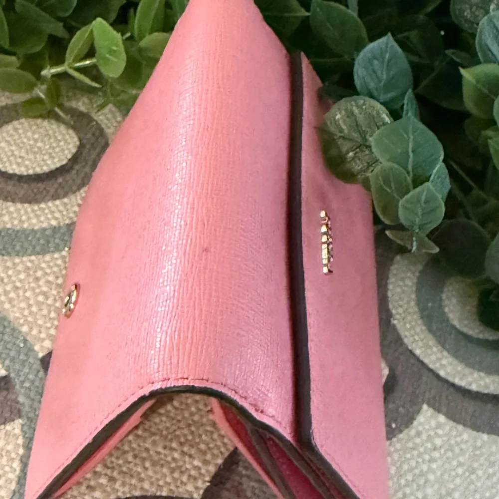 Furla Babylon S Compact Wallet – Blush Pink Textured Leather